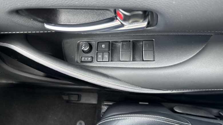 Toyota Corolla 1.8 VVT-i Hybrid Design 5dr CVT Hybrid Hatchback